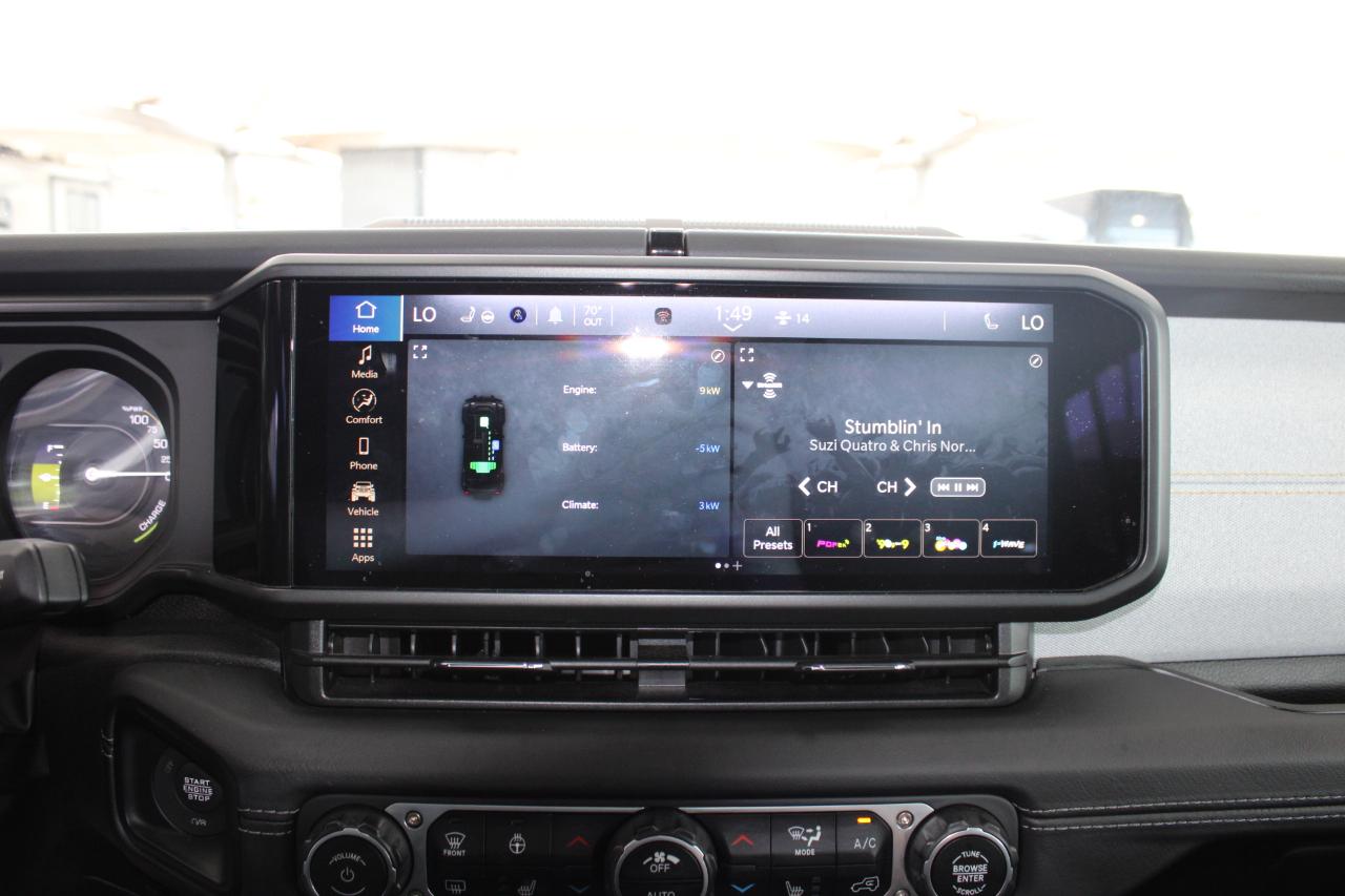 Jeep Wrangler 4xe Sahara 2025