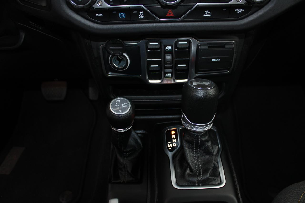 Jeep Wrangler 4xe Sahara 2025