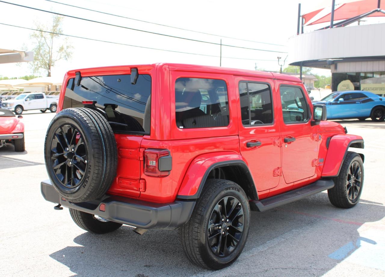 Jeep Wrangler 4xe Sahara 2025