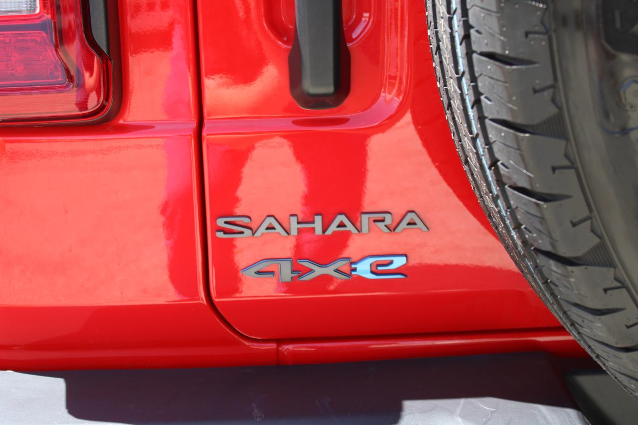 Jeep Wrangler 4xe Sahara 2025
