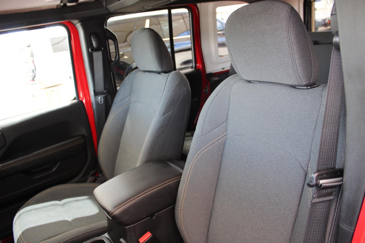 Jeep Wrangler 4xe Sahara 2025