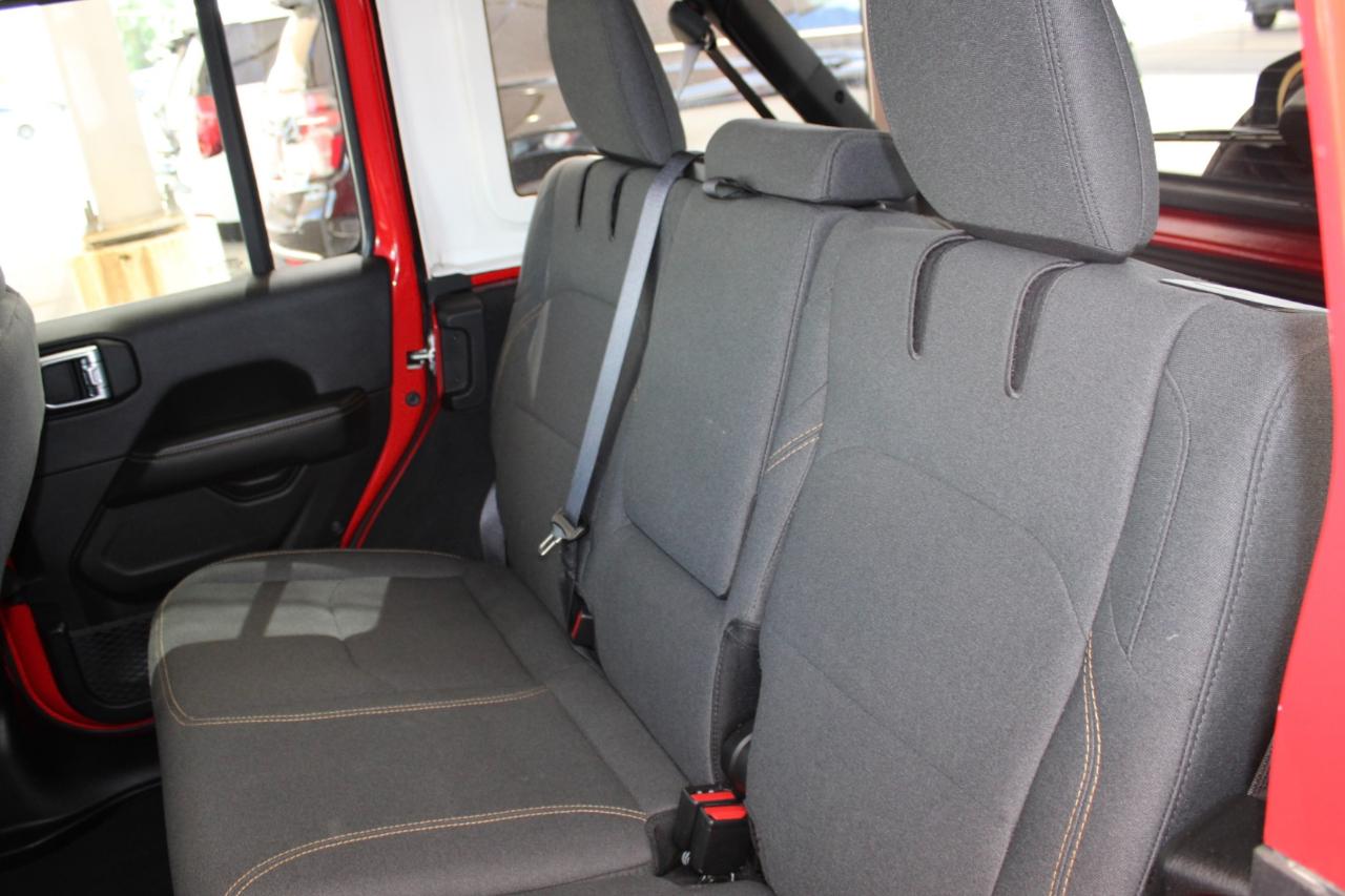 Jeep Wrangler 4xe Sahara 2025