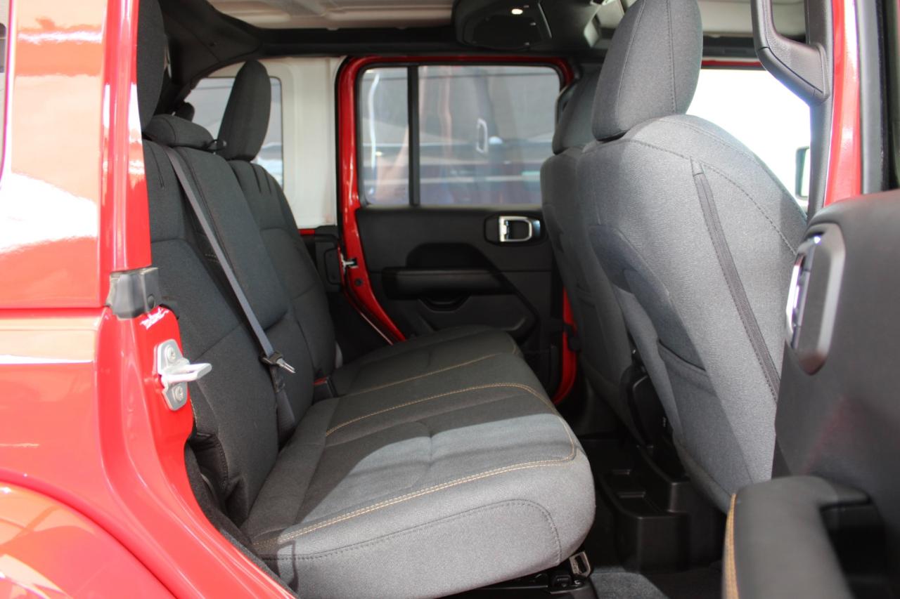 Jeep Wrangler 4xe Sahara 2025