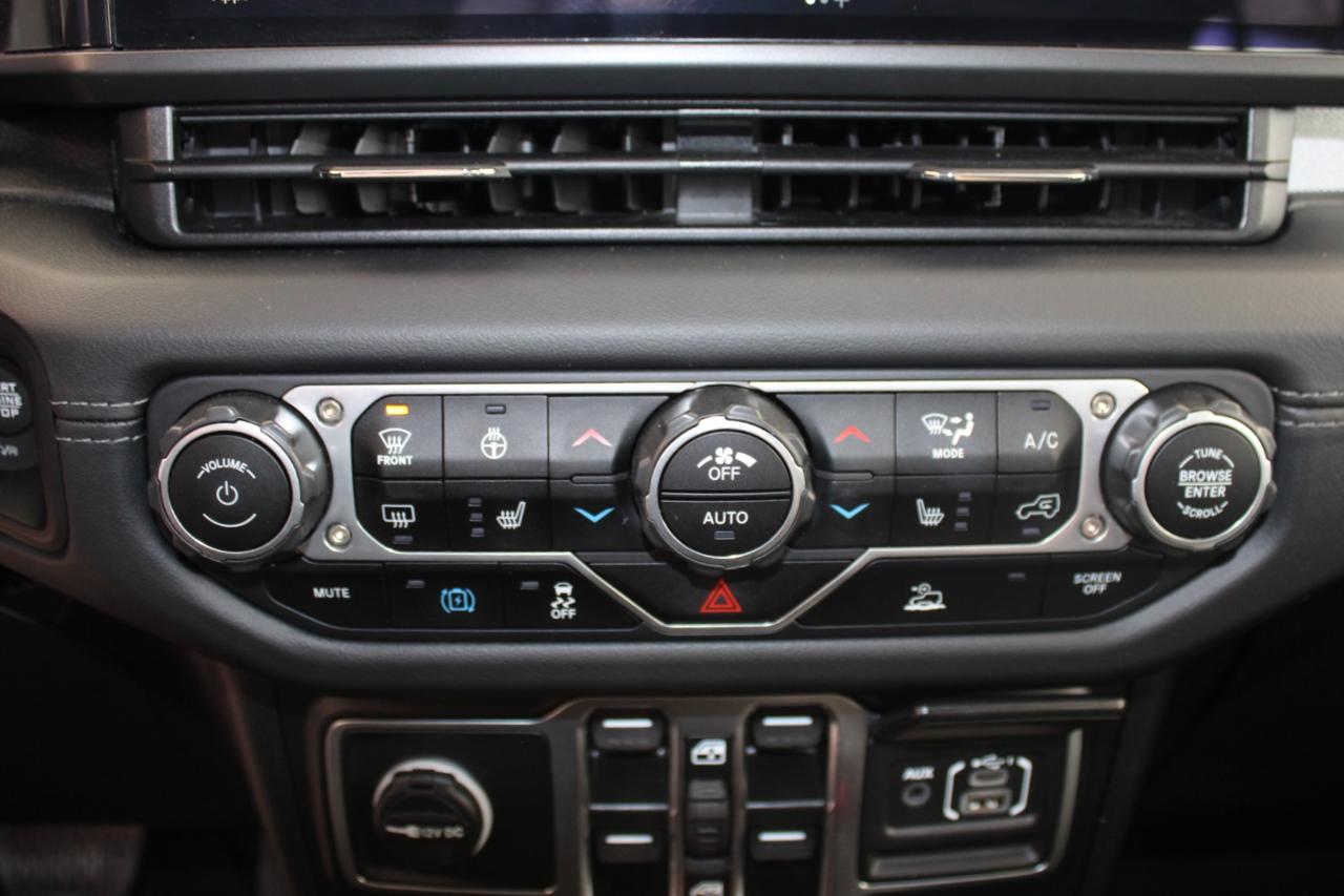 Jeep Wrangler 4xe Sahara 2025