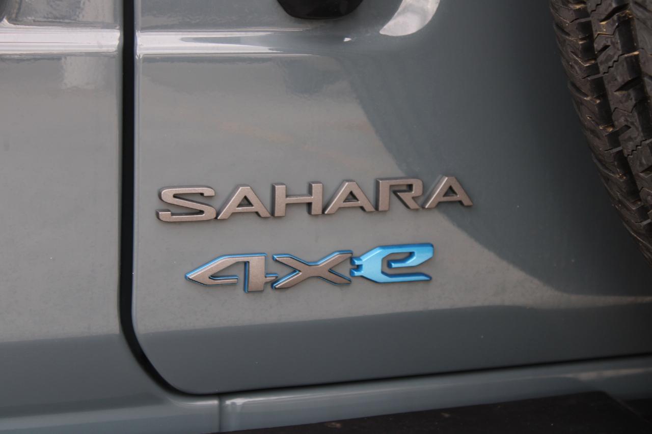 Jeep Wrangler 4xe Sahara 2025