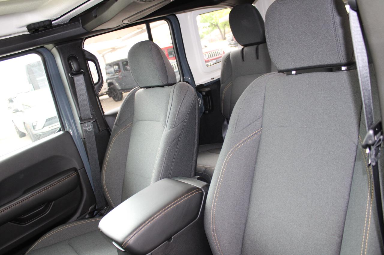 Jeep Wrangler 4xe Sahara 2025