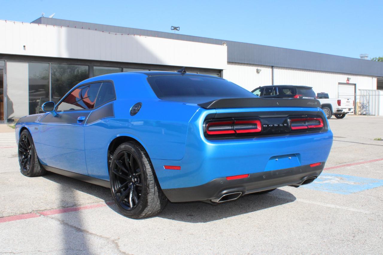 Dodge Challenger  2023