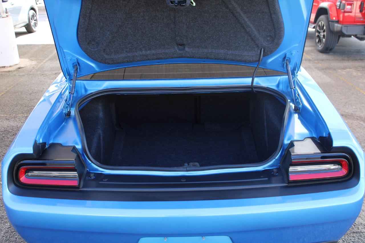 Dodge Challenger  2023