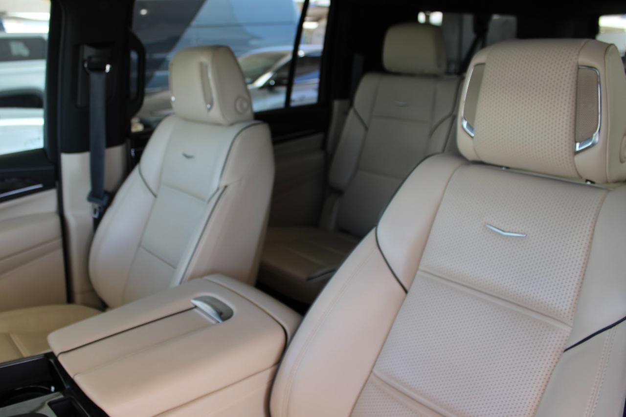 Cadillac Escalade ESV Premium Luxury 4WD 2022