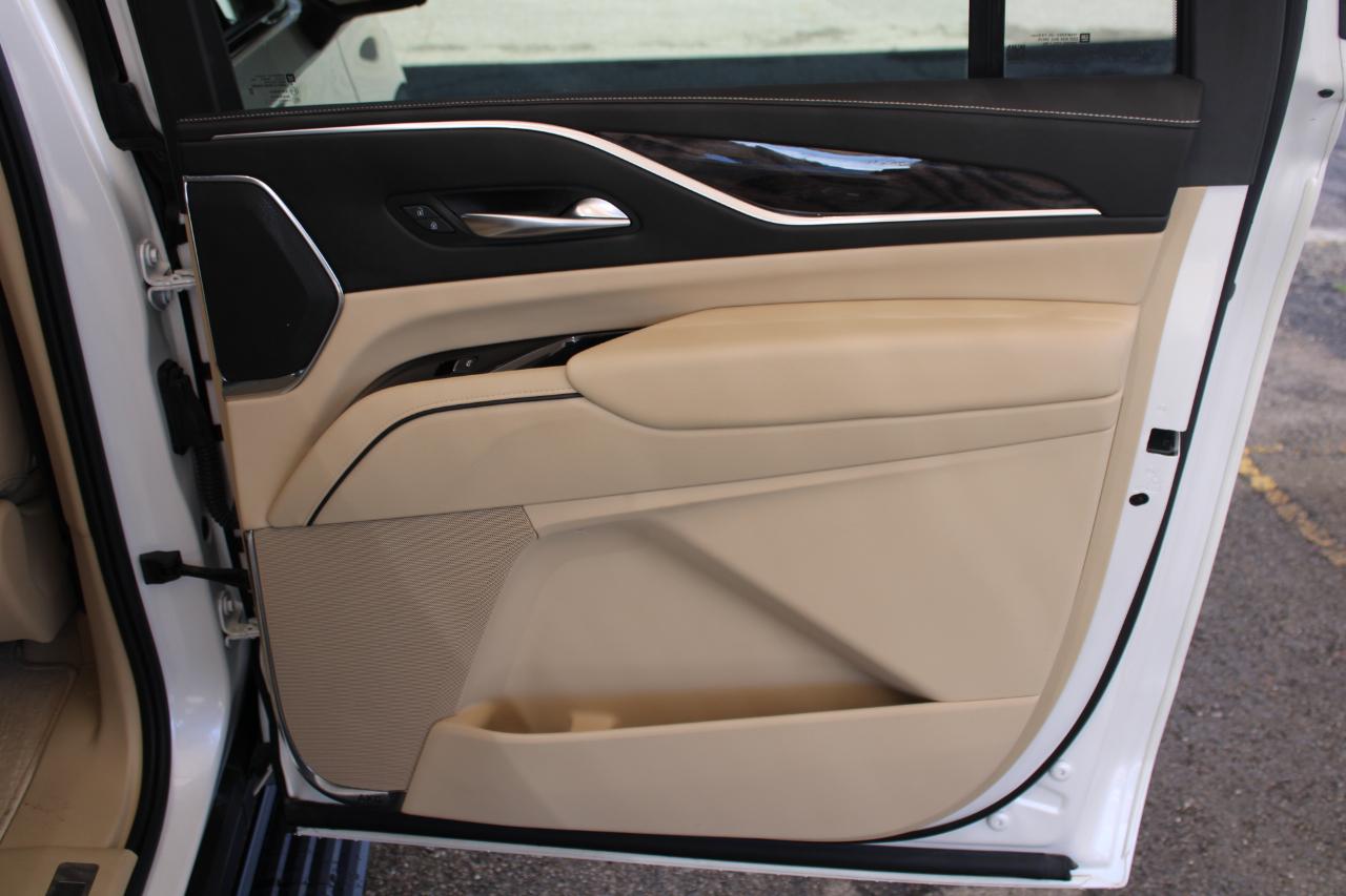 Cadillac Escalade ESV Premium Luxury 4WD 2022