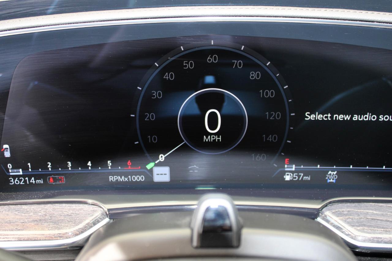 Cadillac Escalade ESV Premium Luxury 4WD 2022