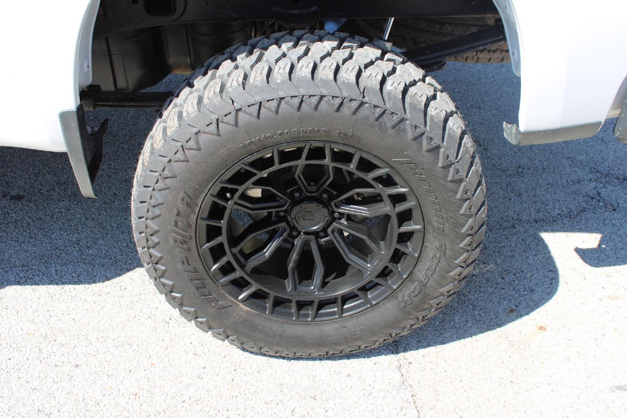 Chevrolet Silverado 1500 W/T Crew Cab 4WD 2024