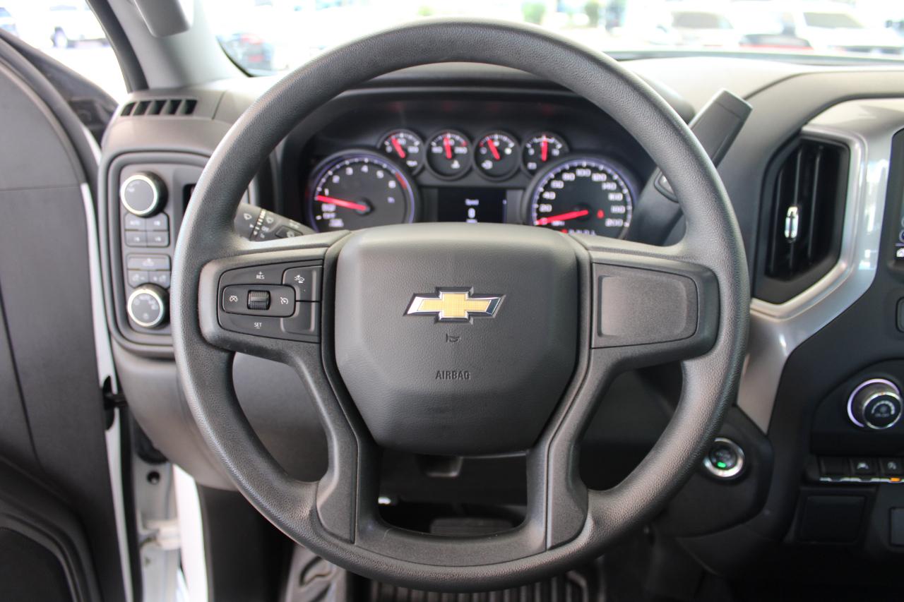 Chevrolet Silverado 1500 W/T Crew Cab 4WD 2024