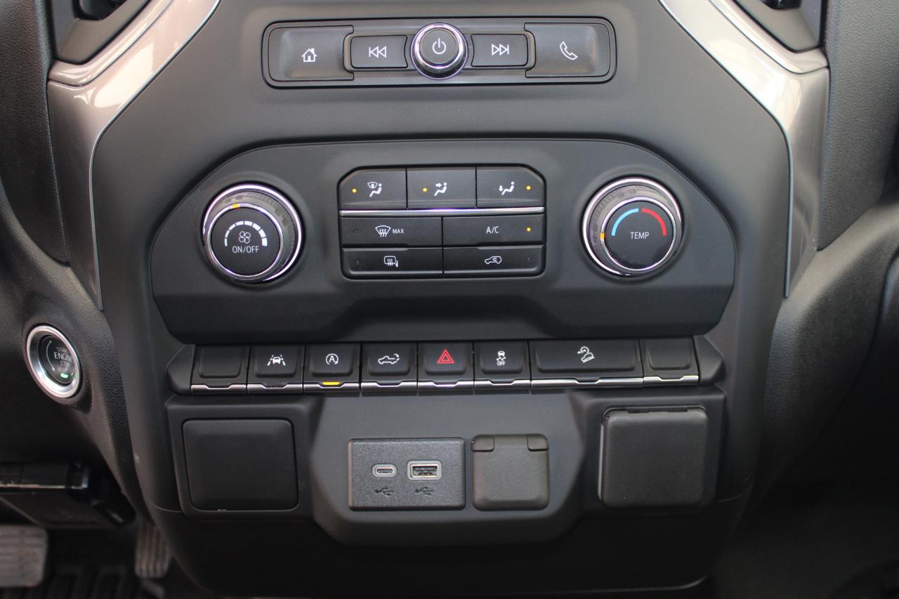 Chevrolet Silverado 1500 W/T Crew Cab 4WD 2024