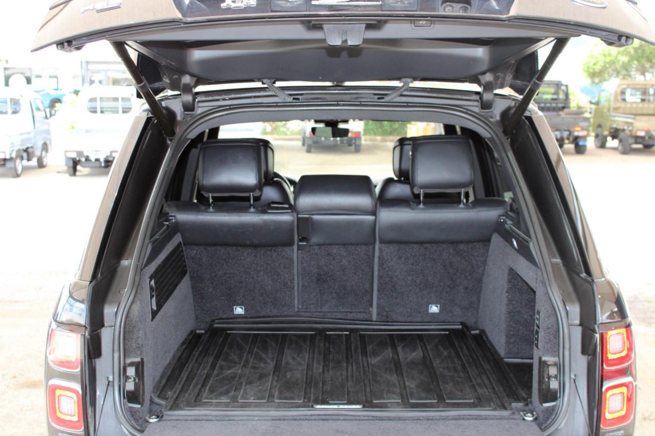 Land Rover Range Rover P525 HSE LWB 2020