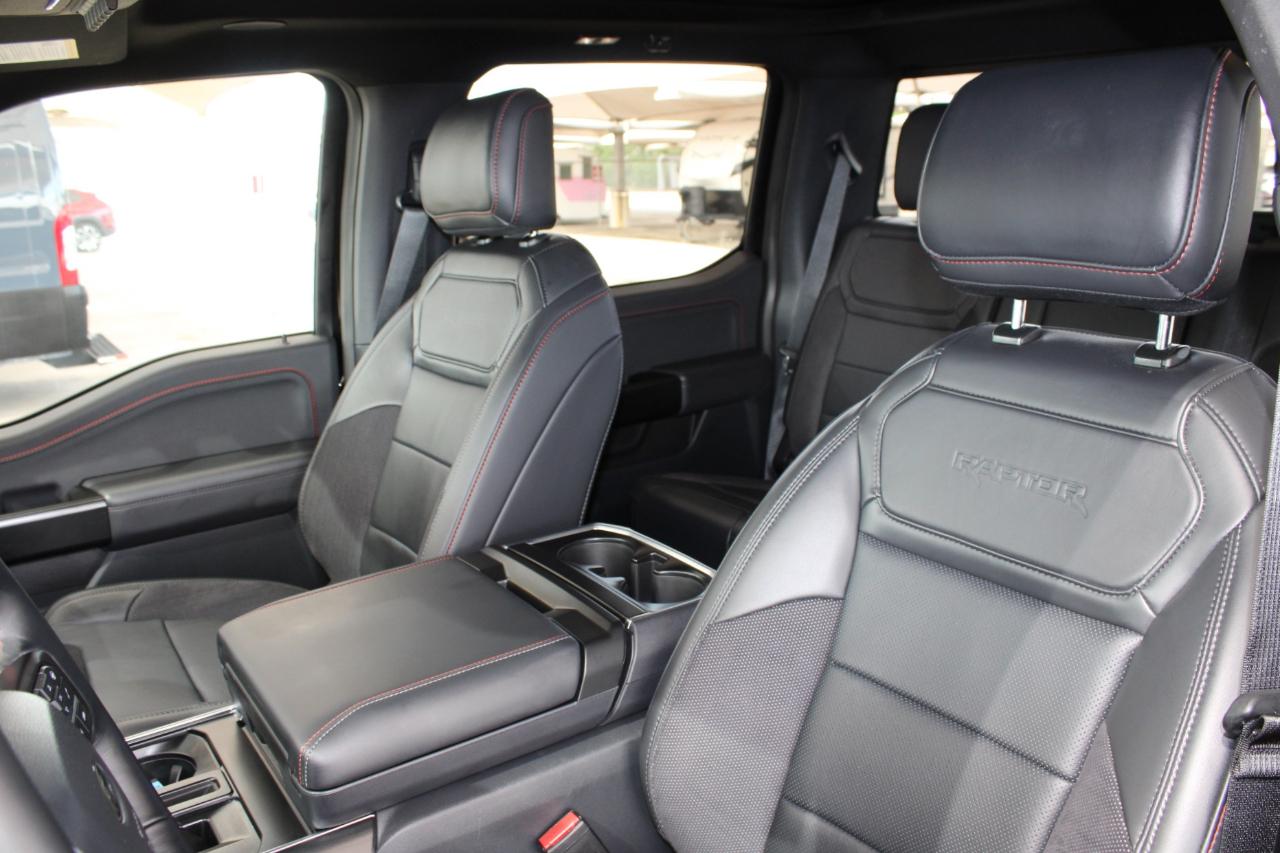 Ford F-150 Raptor SuperCrew 4WD 2025