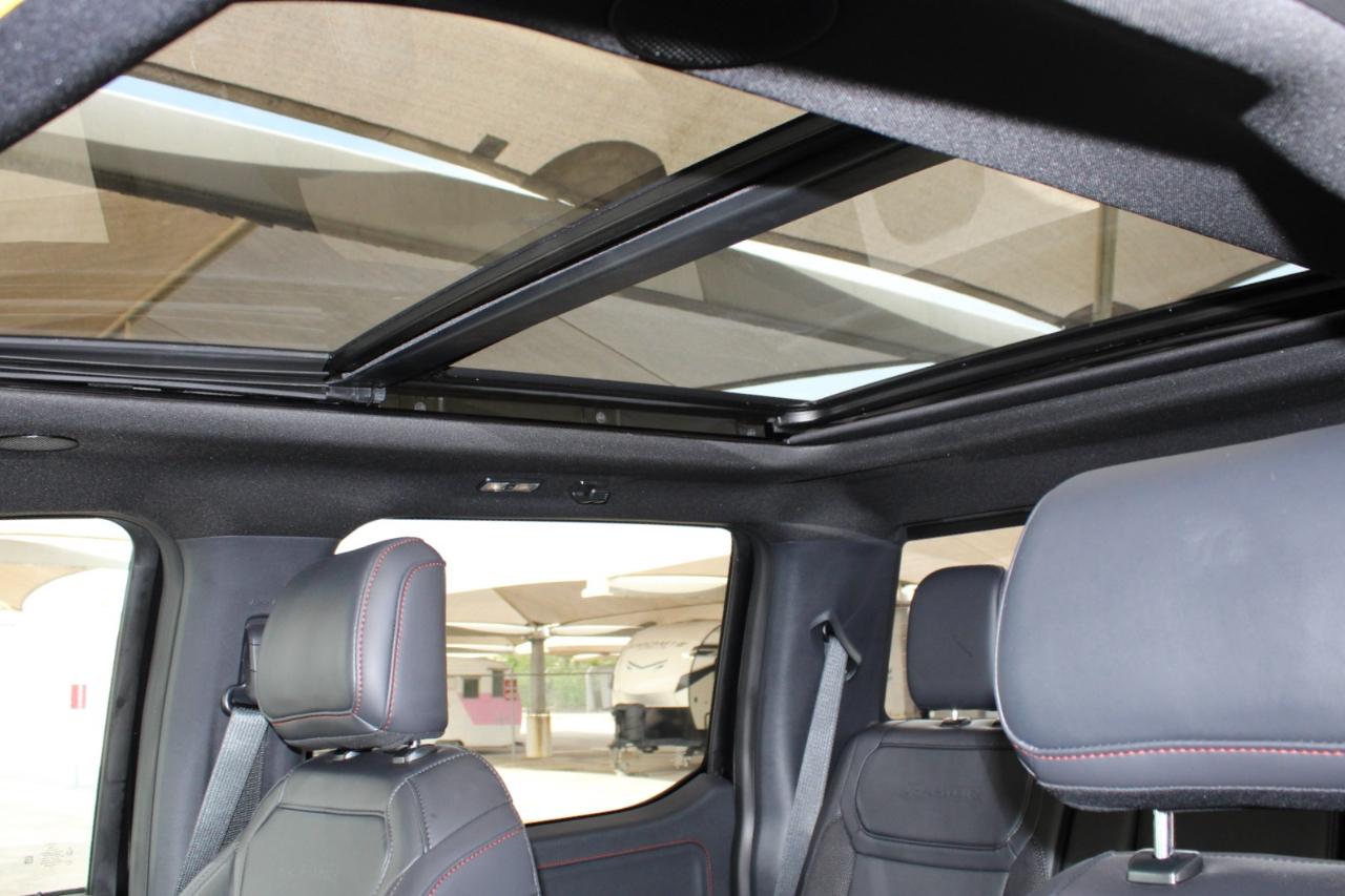 Ford F-150 Raptor SuperCrew 4WD 2025