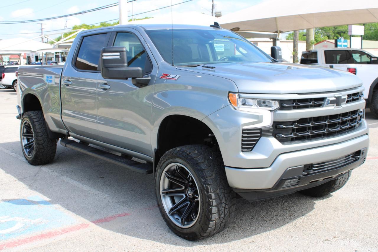 Chevrolet Silverado 1500 RST Crew Cab 4WD 2024