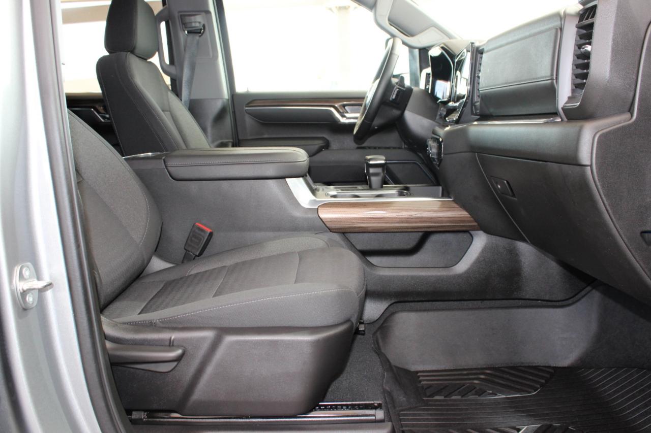 Chevrolet Silverado 1500 RST Crew Cab 4WD 2024