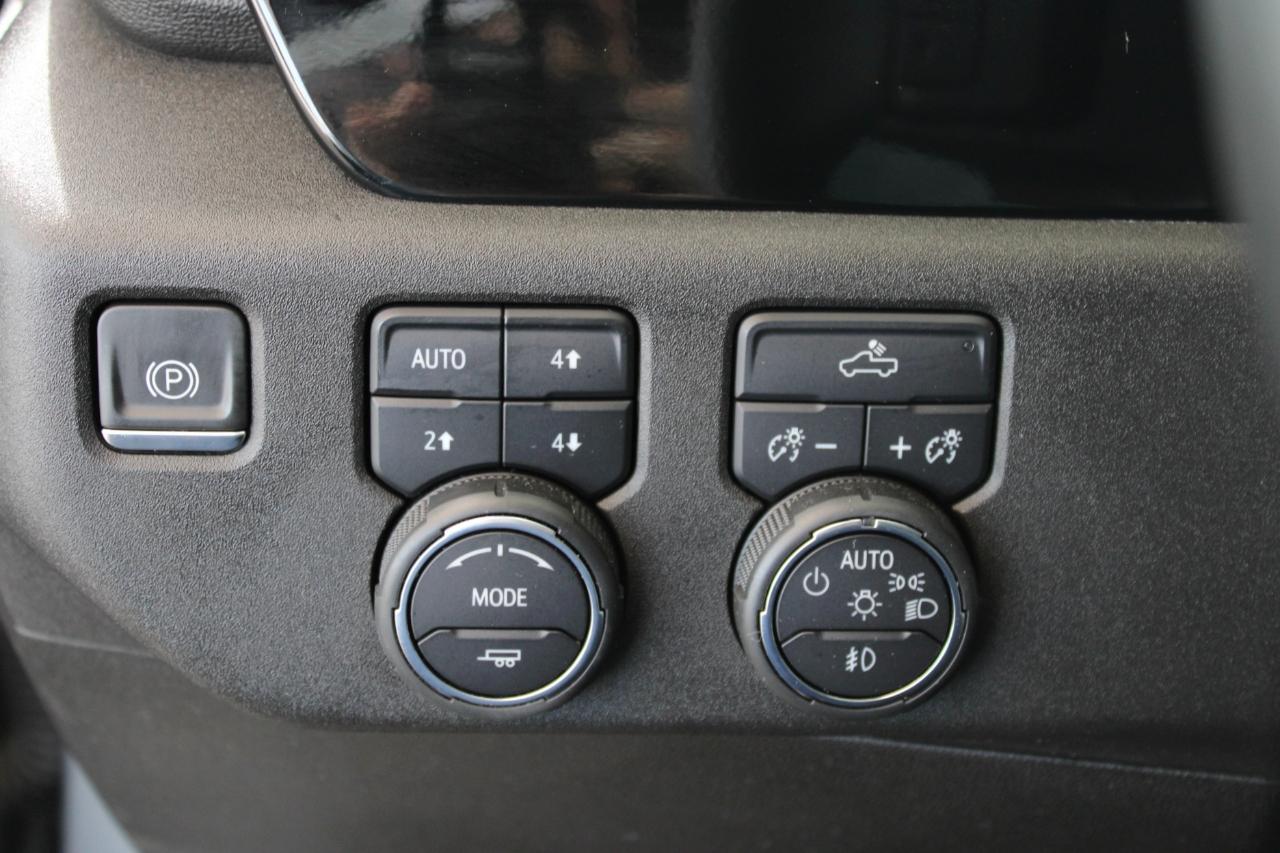 Chevrolet Silverado 1500 RST Crew Cab 4WD 2024