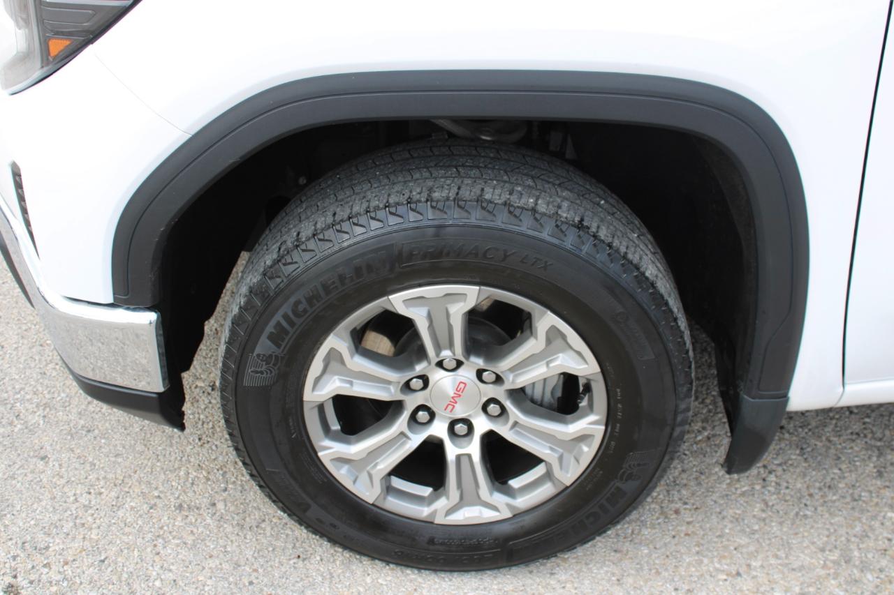 GMC Sierra 1500 Pro Crew Cab Short Box 4WD 2023