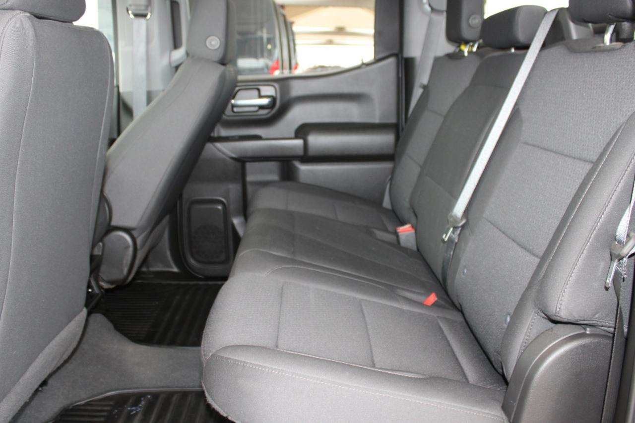 GMC Sierra 1500 Pro Crew Cab Short Box 4WD 2023