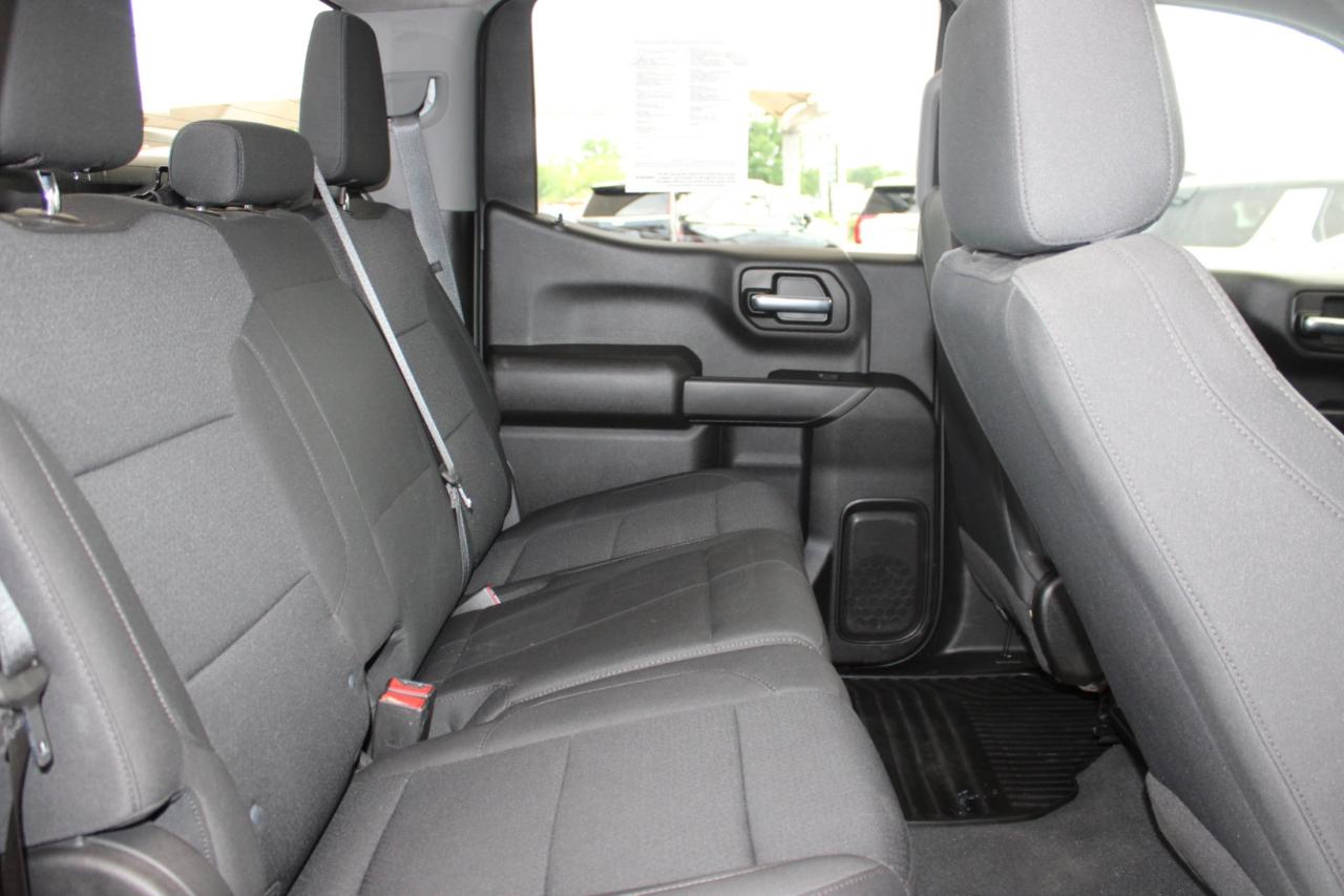 GMC Sierra 1500 Pro Crew Cab Short Box 4WD 2023