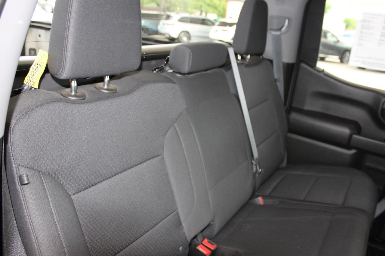 GMC Sierra 1500 Pro Crew Cab Short Box 4WD 2023