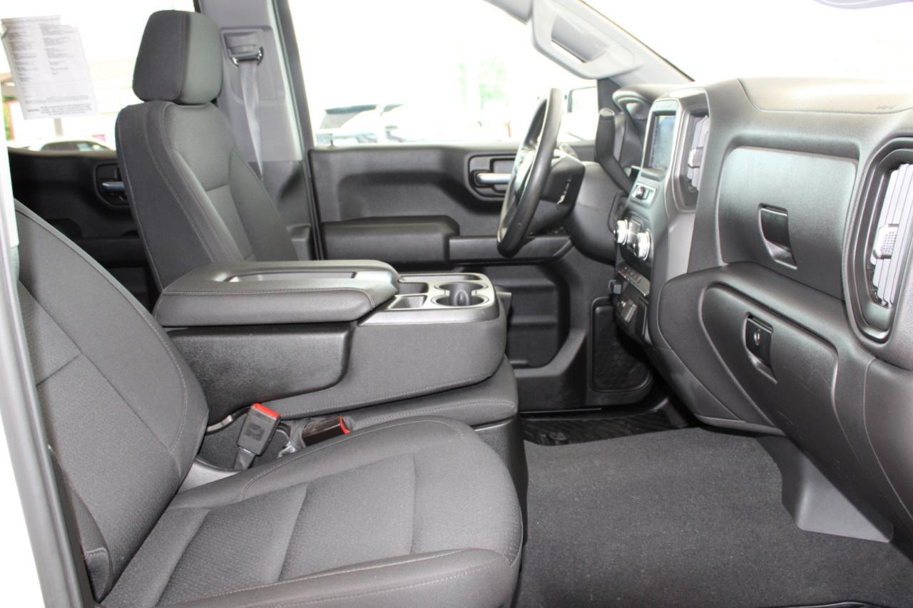 GMC Sierra 1500 Pro Crew Cab Short Box 4WD 2023