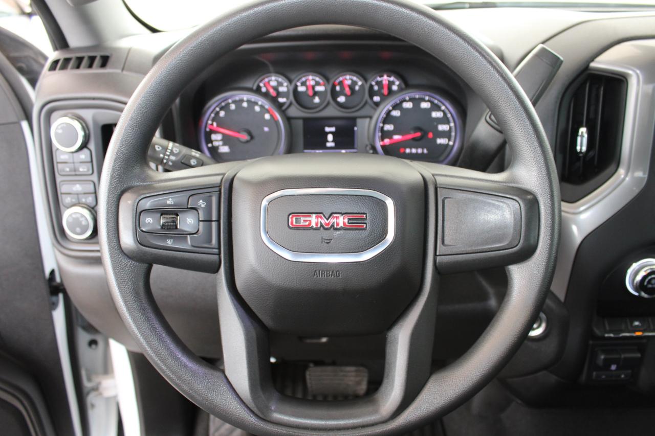 GMC Sierra 1500 Pro Crew Cab Short Box 4WD 2023