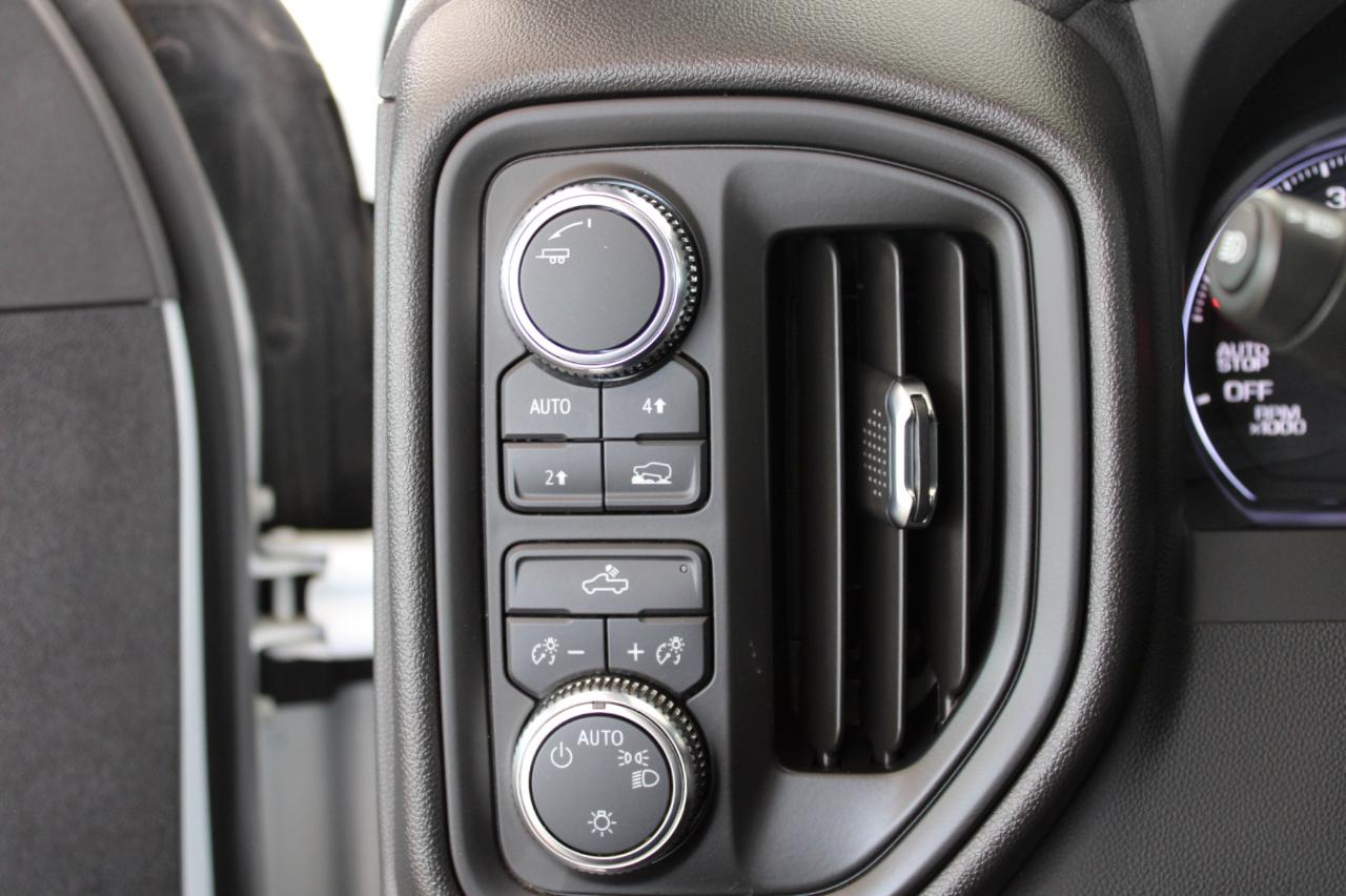 GMC Sierra 1500 Pro Crew Cab Short Box 4WD 2023