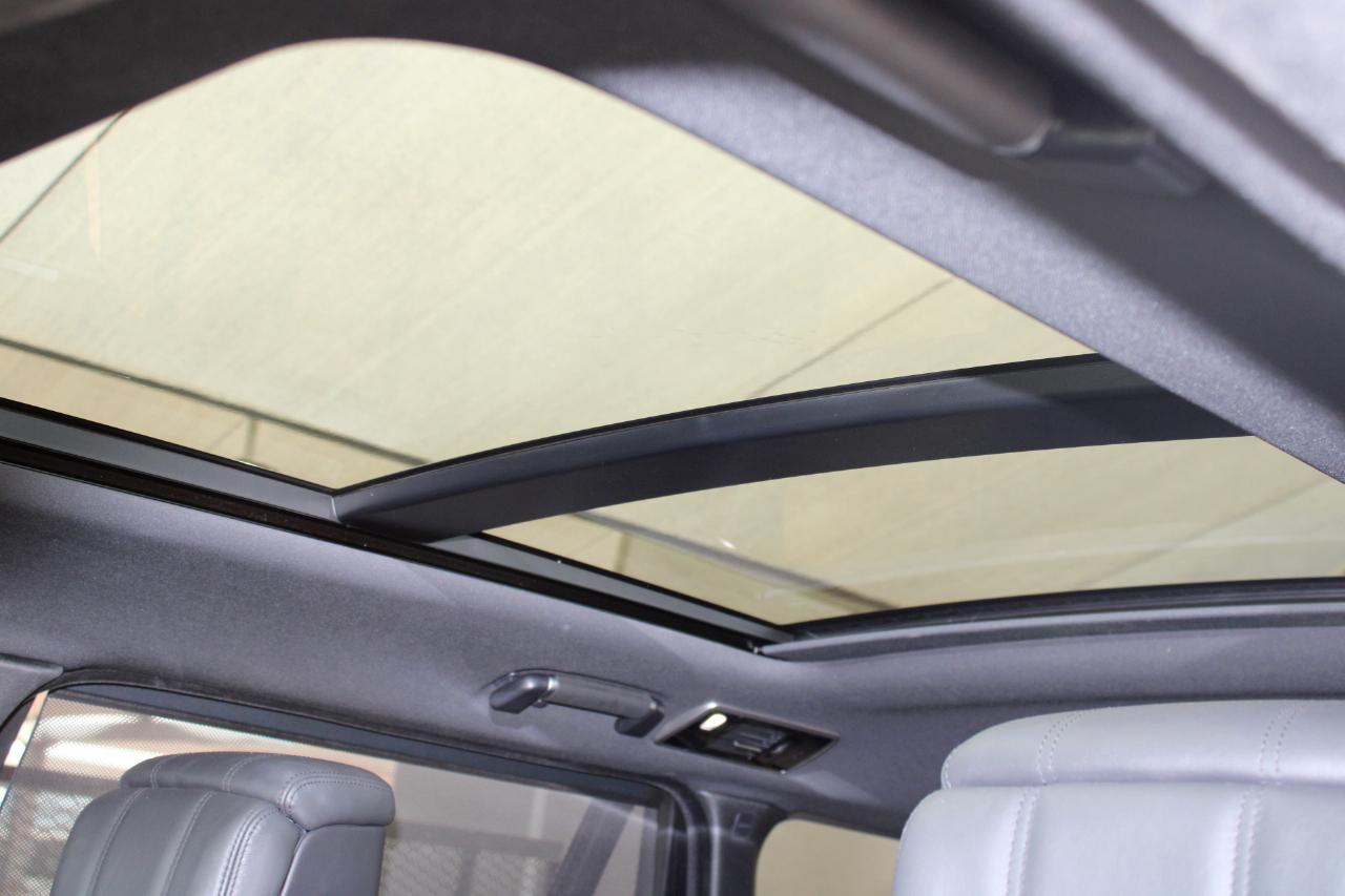 Land Rover Range Rover P525 HSE LWB 2020