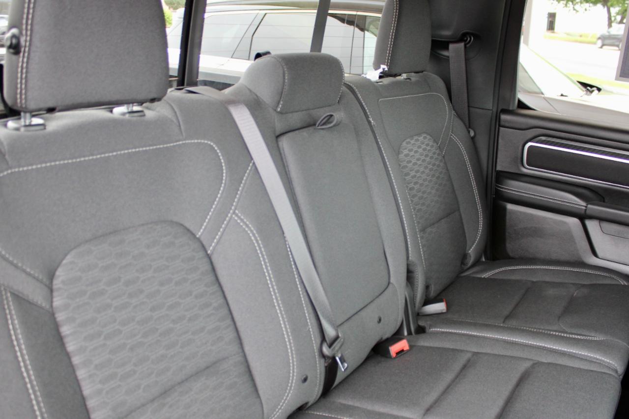 RAM 1500 Big Horn Crew Cab SWB 4WD 2025