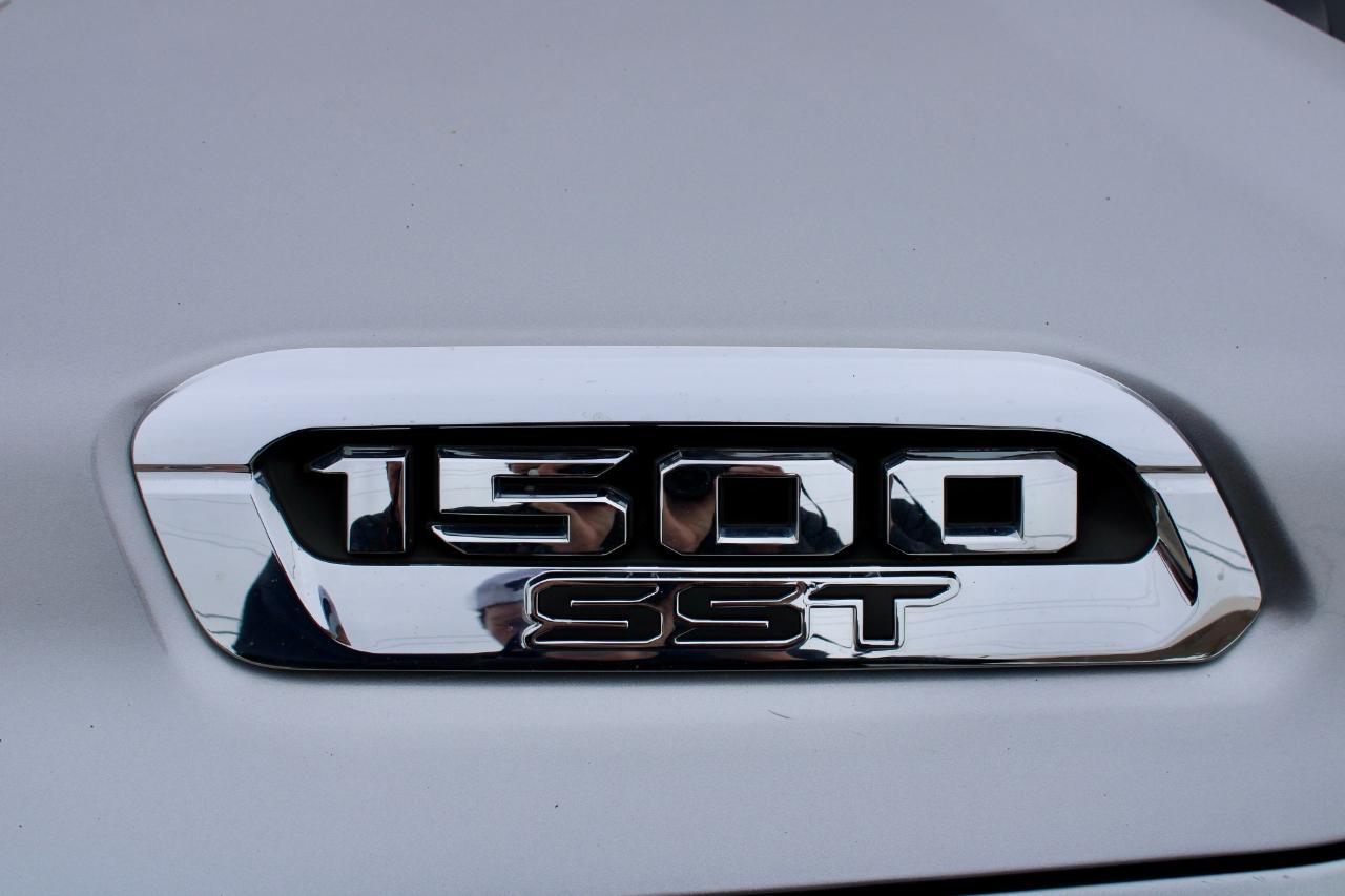 RAM 1500 Big Horn Crew Cab SWB 4WD 2025