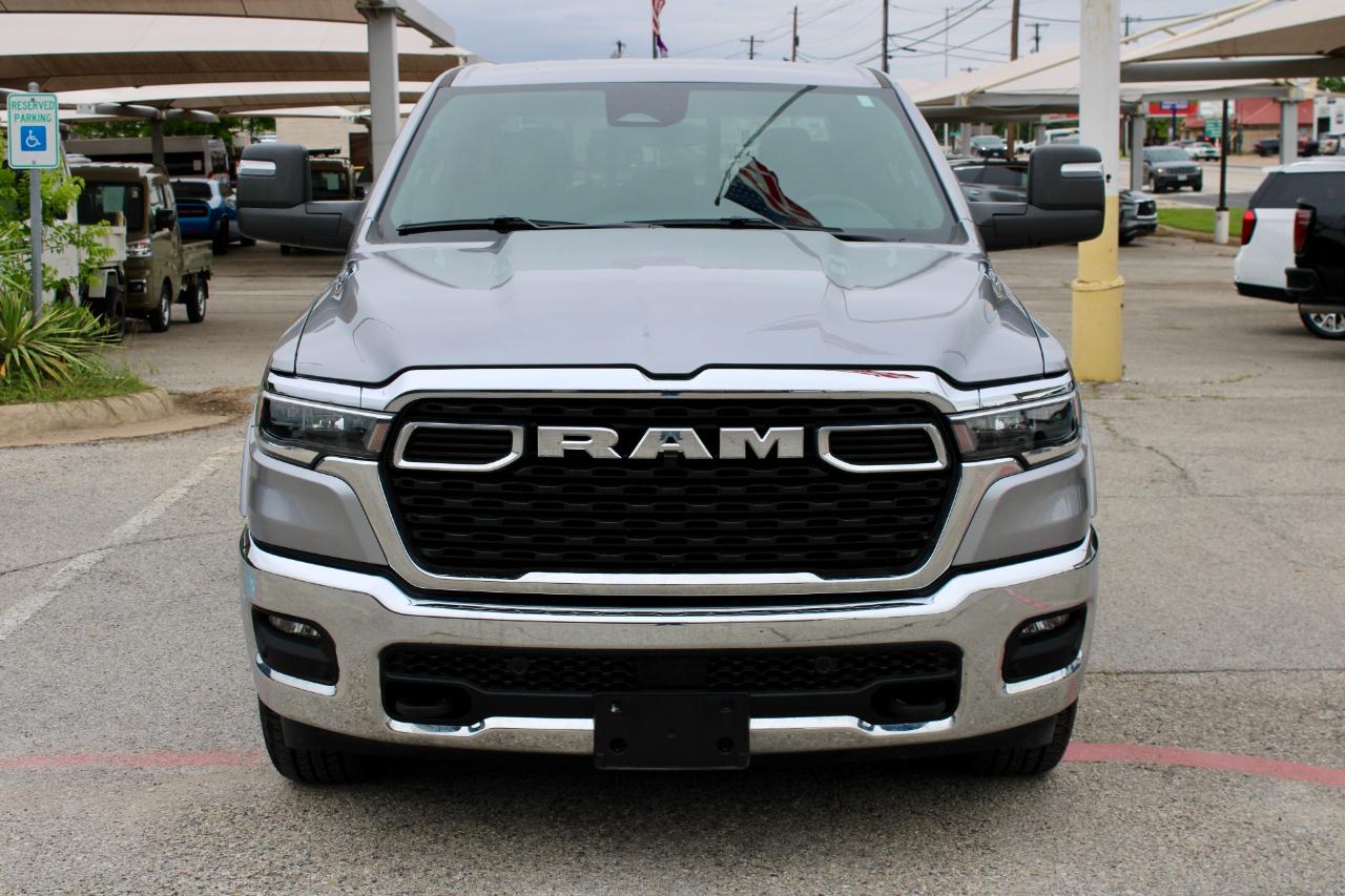 RAM 1500 Big Horn Crew Cab SWB 4WD 2025