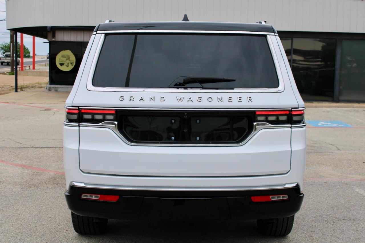 Jeep Grand Wagoneer Series III 4WD 2025