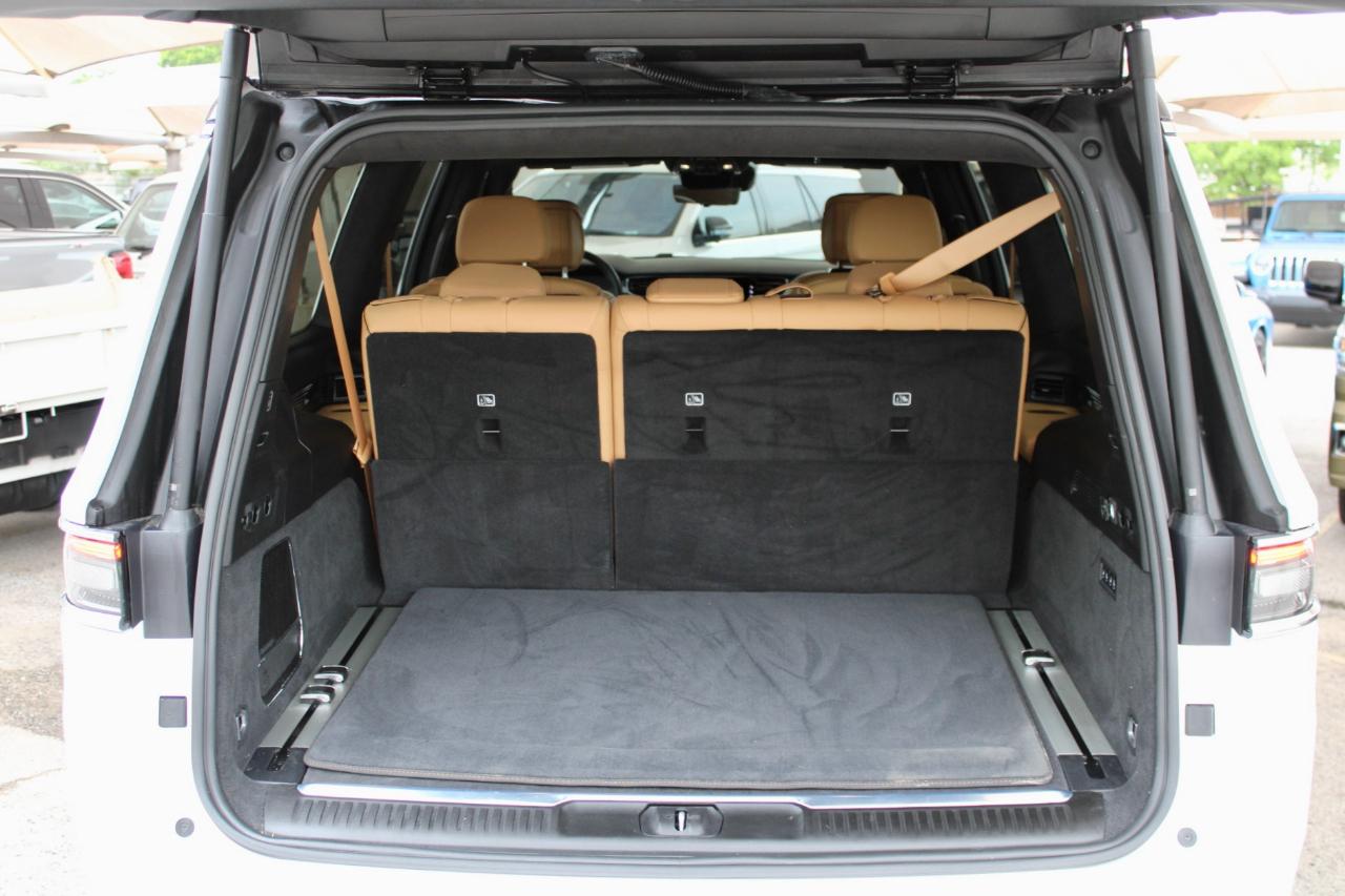 Jeep Grand Wagoneer Series III 4WD 2025