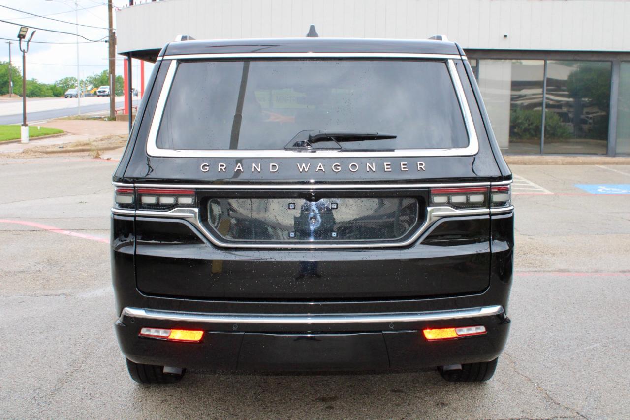 Jeep Grand Wagoneer Series III 4WD 2025
