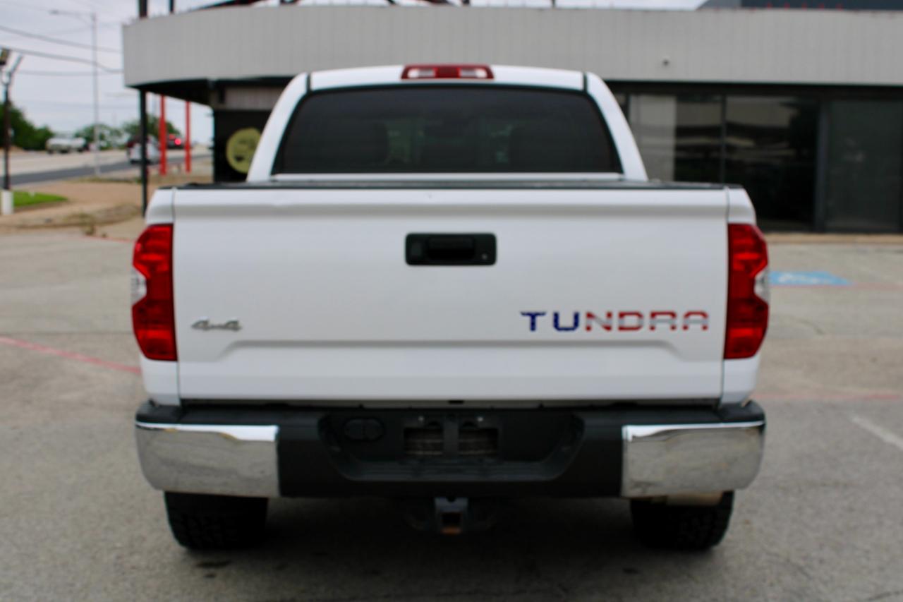 Toyota Tundra Limited 5.7L CrewMax 4WD 2019