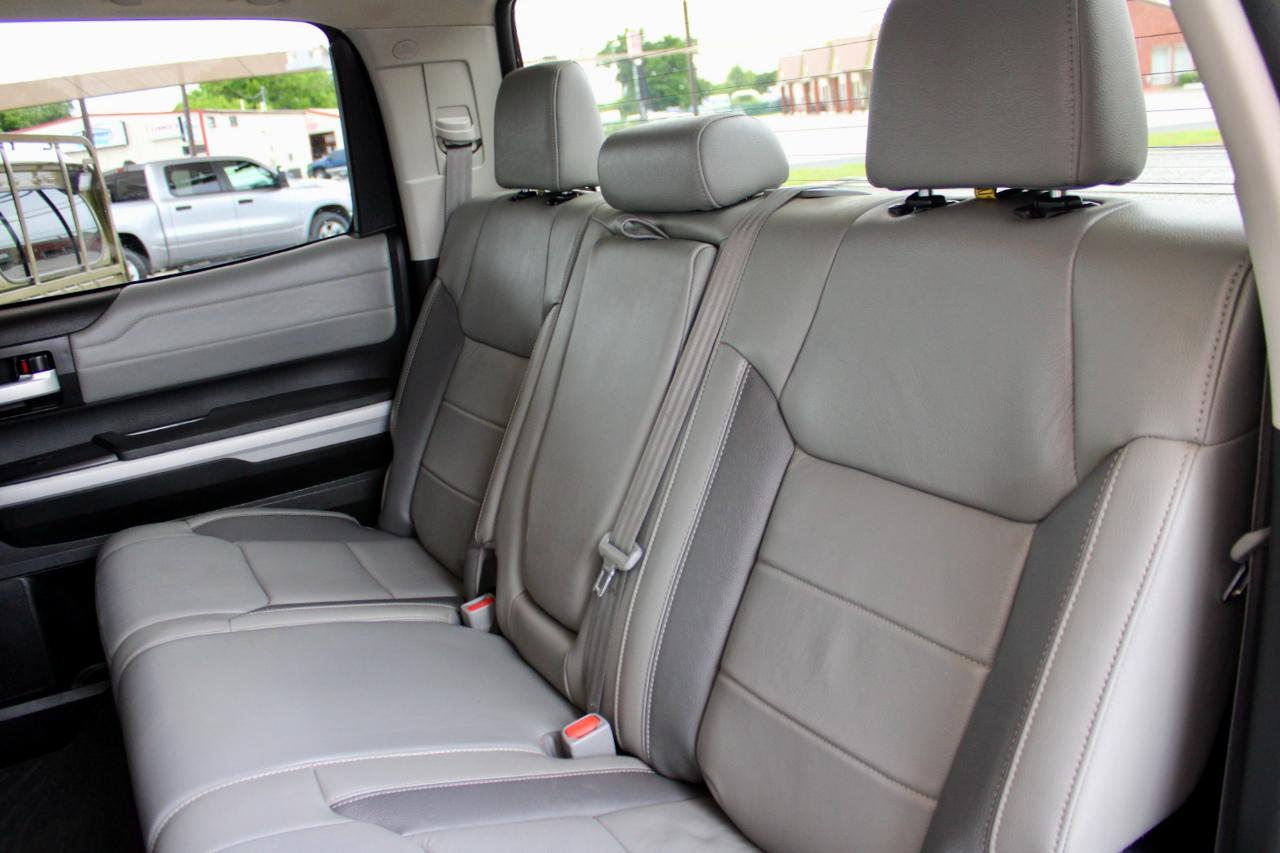 Toyota Tundra Limited 5.7L CrewMax 4WD 2019