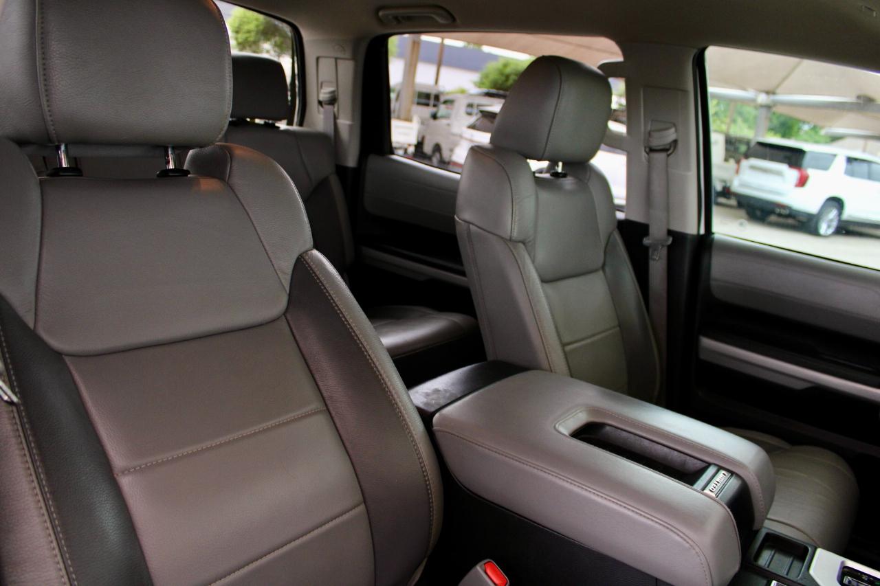 Toyota Tundra Limited 5.7L CrewMax 4WD 2019