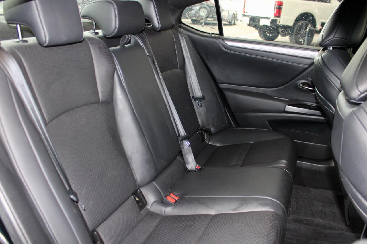 Lexus ES 350 F SPORT 2020