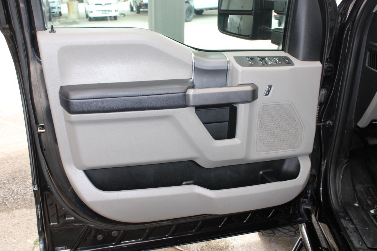 Ford F-250 SD XLT Crew Cab Long Bed 4WD 2019