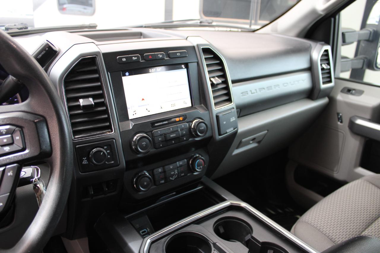 Ford F-250 SD XLT Crew Cab Long Bed 4WD 2019