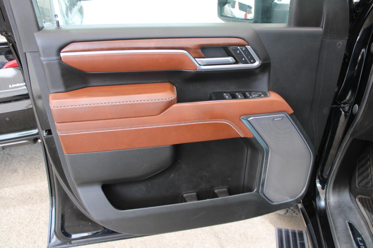 GMC Sierra 3500HD Denali Ultimate Crew Cab 4WD 2024