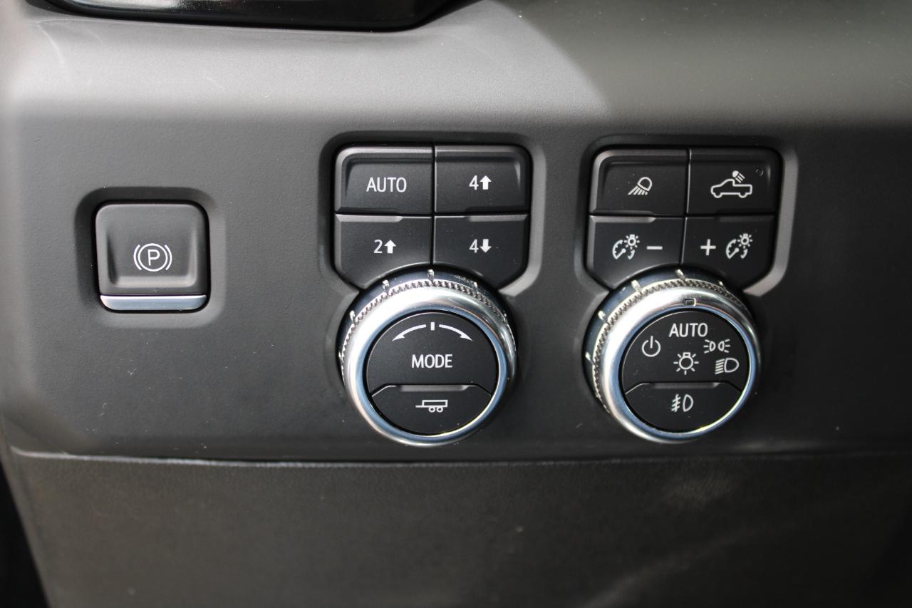 GMC Sierra 3500HD Denali Ultimate Crew Cab 4WD 2024