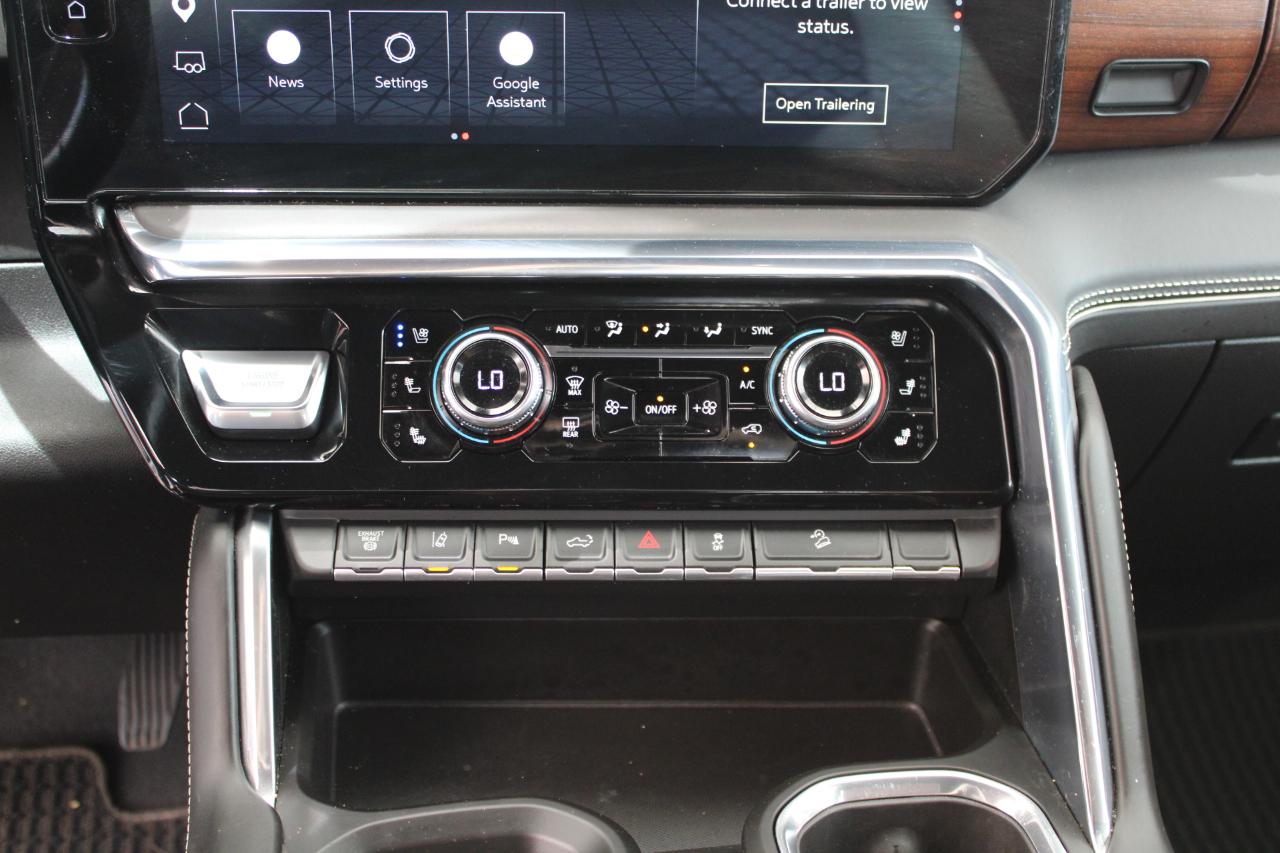 GMC Sierra 3500HD Denali Ultimate Crew Cab 4WD 2024