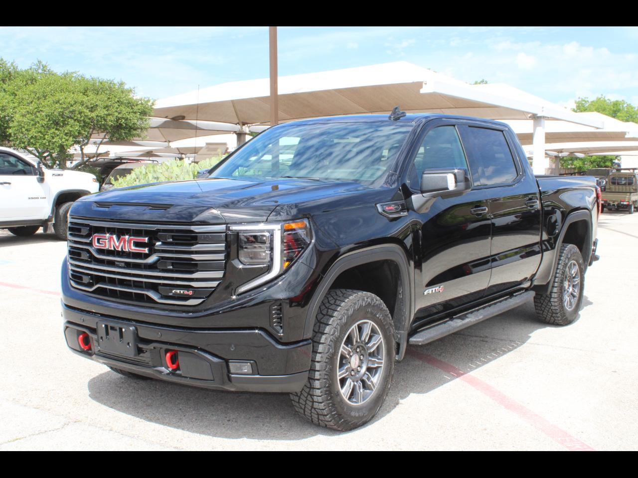 GMC Sierra 1500 AT4 Crew Cab 4WD 2026