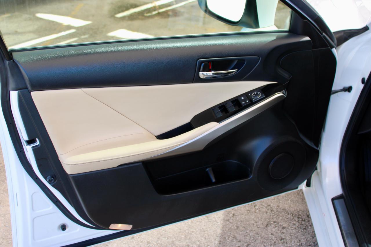 Lexus IS 250 AWD 2014