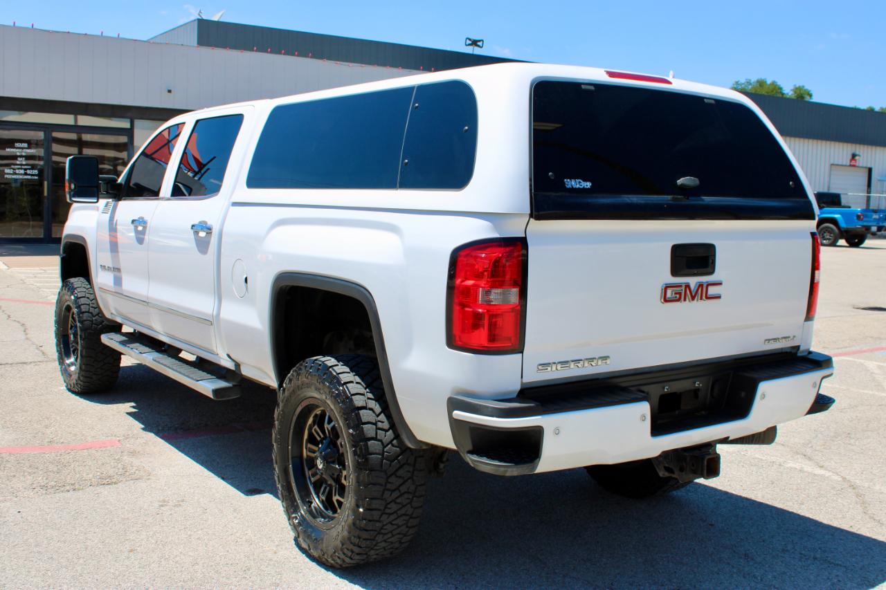 GMC Sierra 2500HD Denali Crew Cab 4WD 2016